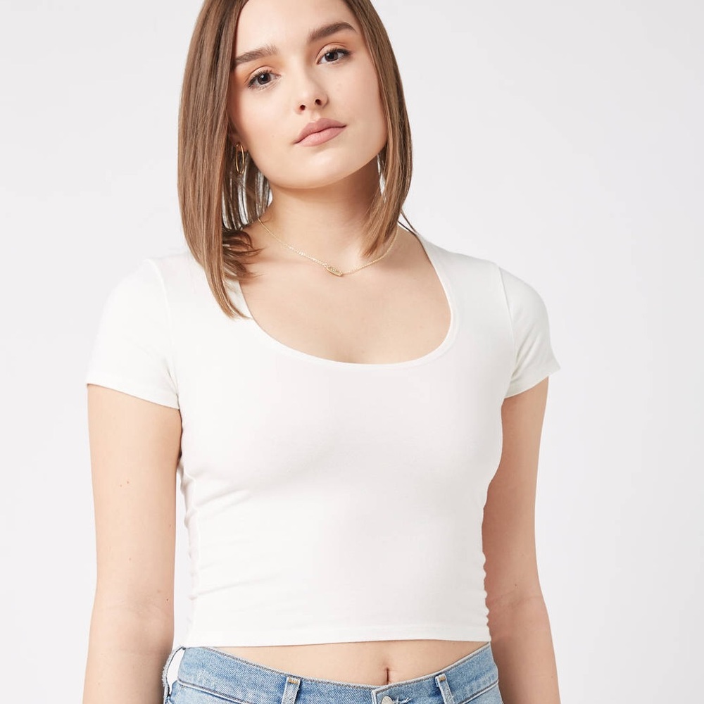 Groceries Apparel Organic Off White crop t-shirt